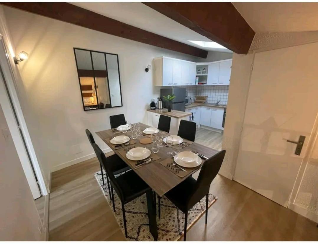 Le Loft Berbère - idéal couples, familles, business - centre historique, WIFI , NETFLIX Niort Exterior foto